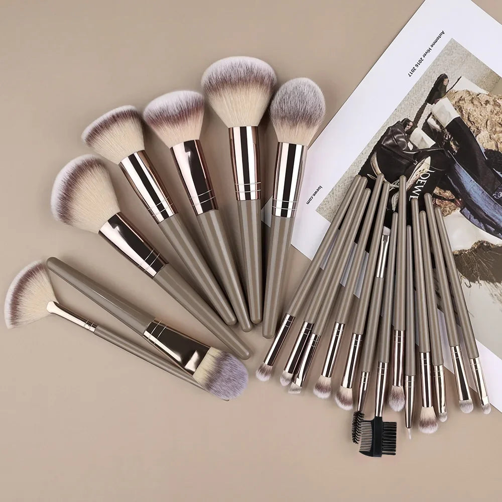 1/20 pcs Professional Makeup Brush Set, Super Delicate Detail, Eyeshadow Concealer Highlighter, Women's Beauty Tool