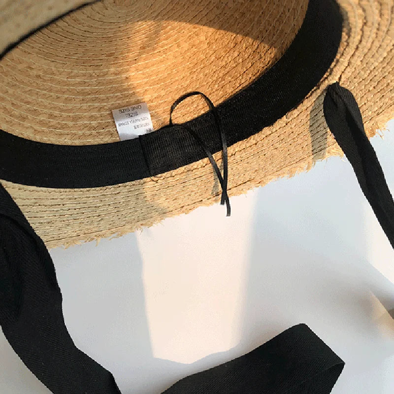 Straw Hat Women Wide Brim Sun Protection Beach Hat Black and White Ribbon Bowknot Straw Cap Casual Ladies Flat Top Panama Hat