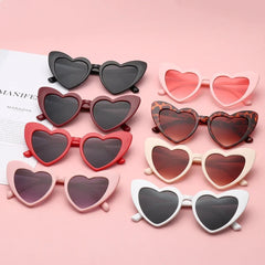 Love Heart Shaped Sunglasses Women Big Frame Fashion Cute Sexy Retro Cat Eye Vintage Sun Glasses UV400 Protection Unisex Eyewear